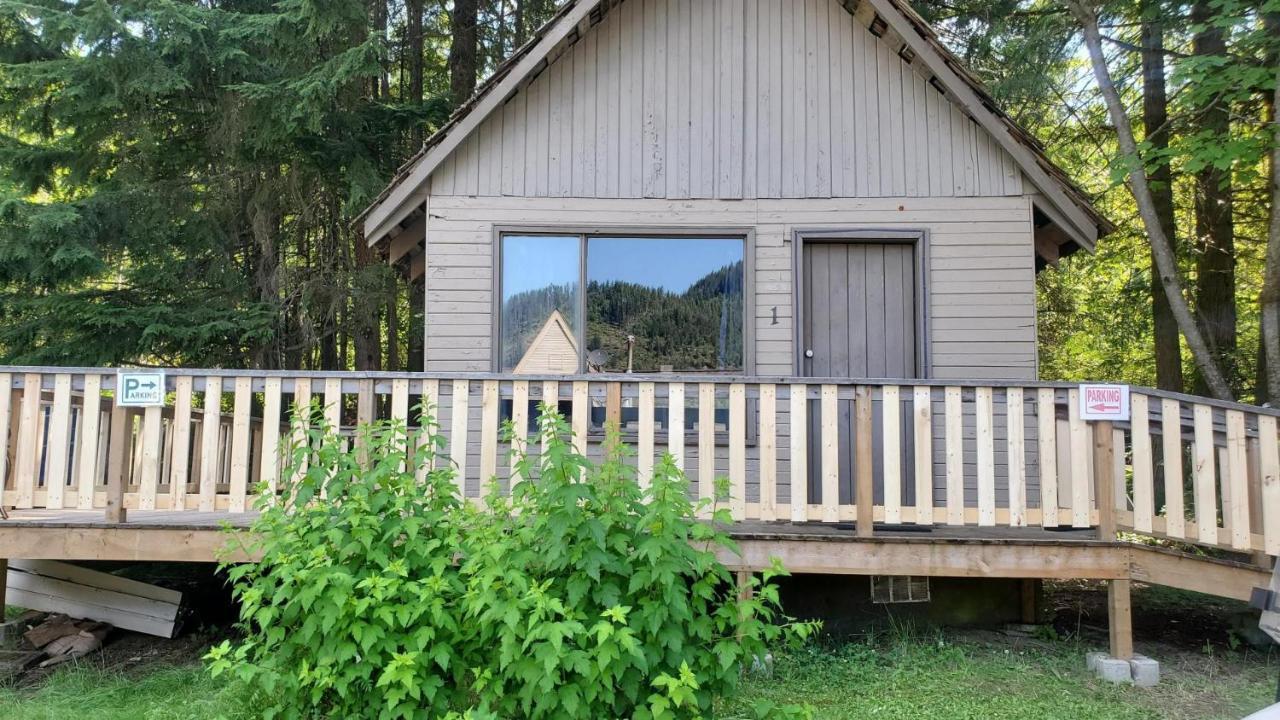 Malakwa Sicamous Rv & Cabin Resort المظهر الخارجي الصورة